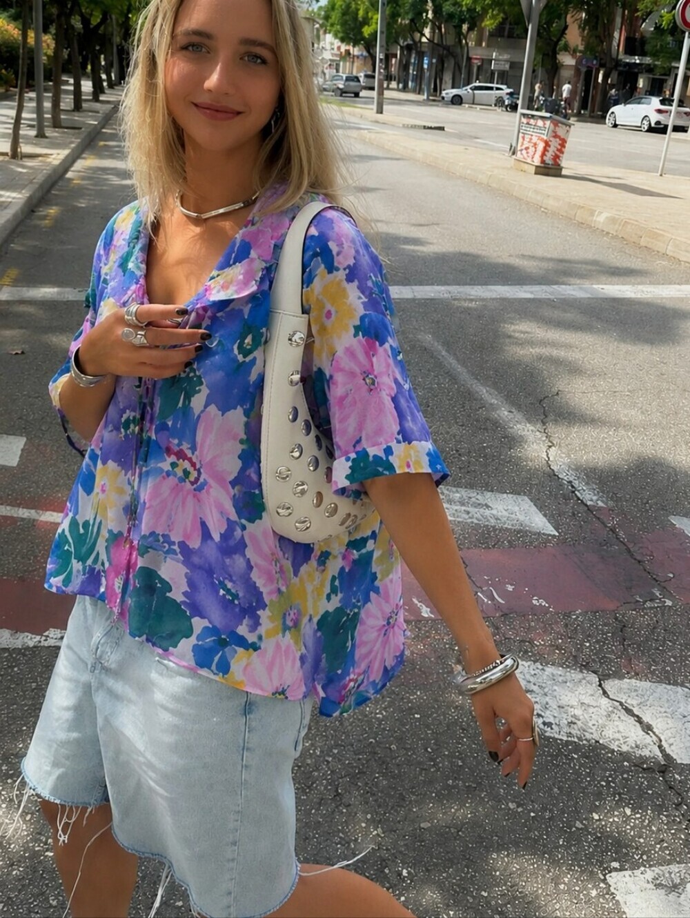 90’s Floral Blouse Oversized Collar Short Sleeve